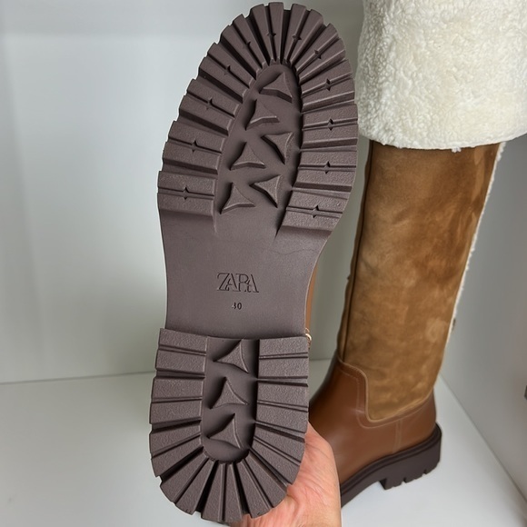 ZARA LEATHER BOOTS WITH FLEECE TRIM - Picture 8 of 12